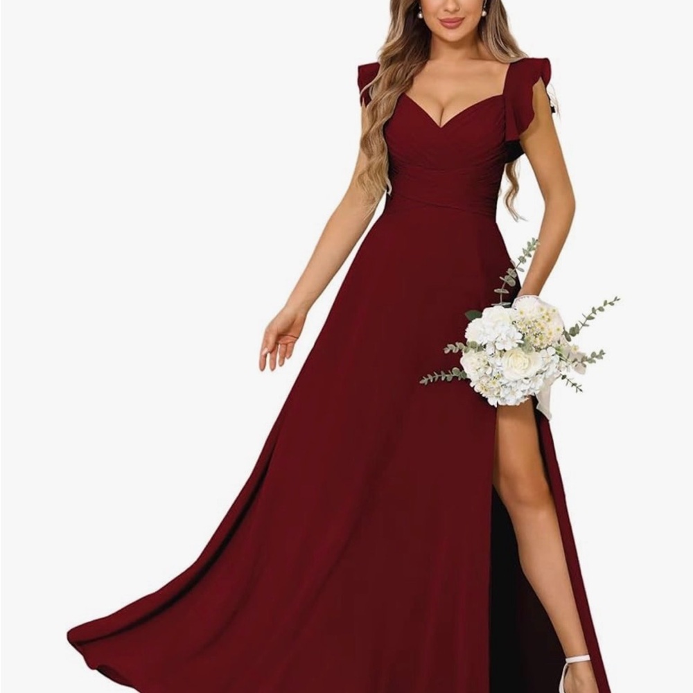 Women’s Burgundy Maxi Dress with Sweetheart Neckline